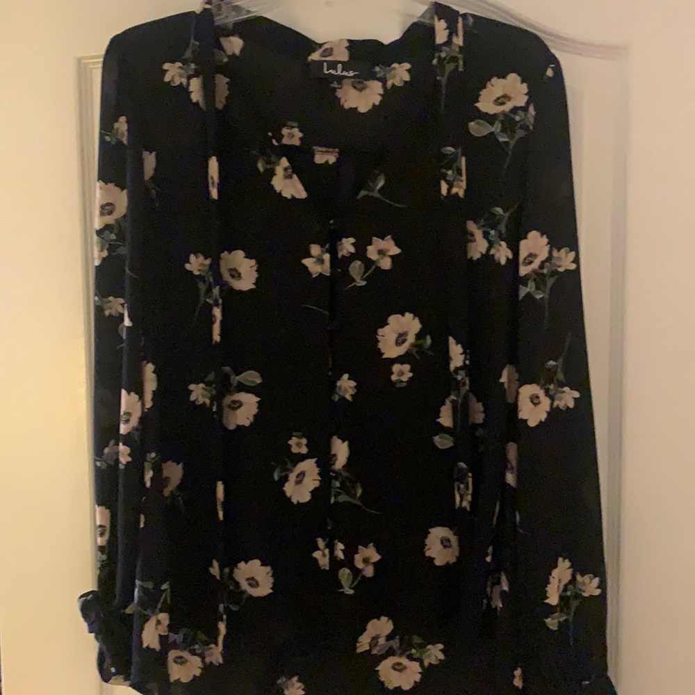 Lulus lightly worn blouse